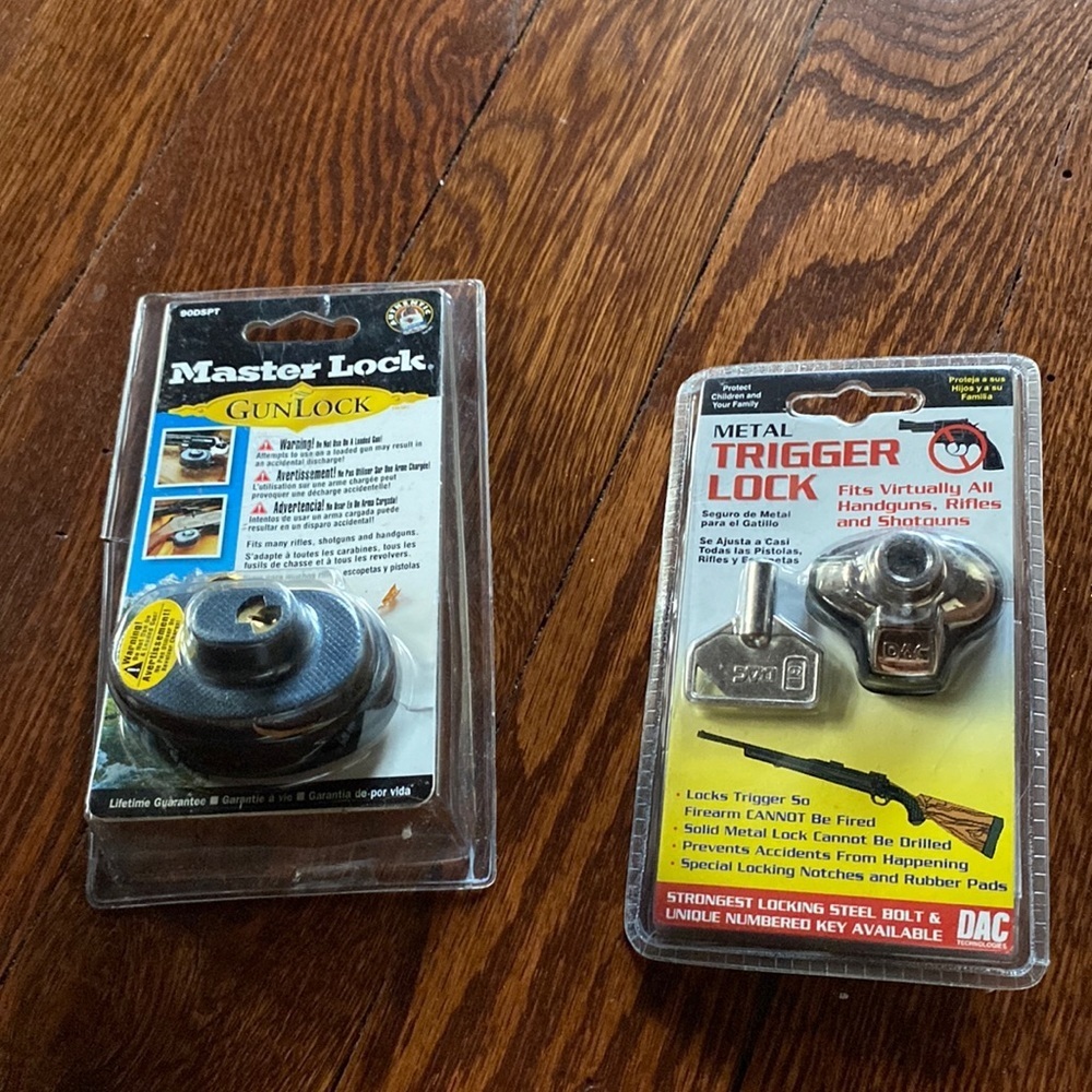 Master Lock Gun Lock & Metal Trigger Lock Set Keyed Safety Bundle